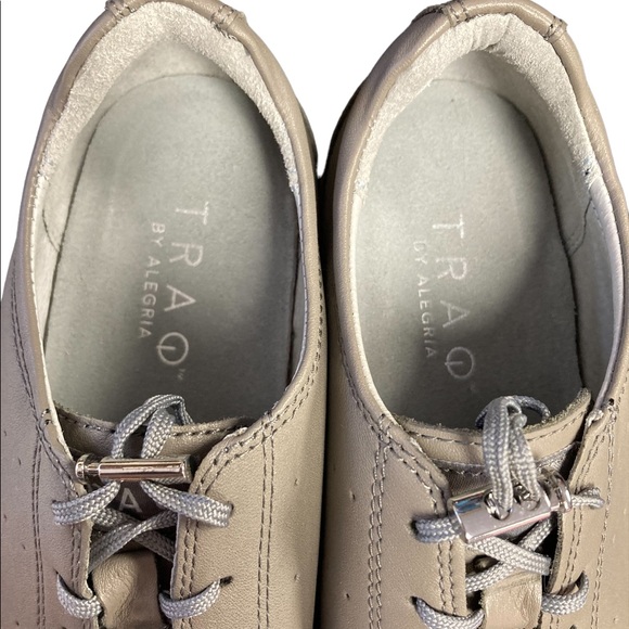 TRAQ by Alegria Lace-up Shoes - Picture 6 of 9
